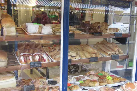 Kova Patisserie photo 3